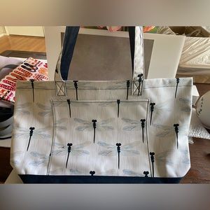 Dragonfly Daze Thirty-One Beach ready tote